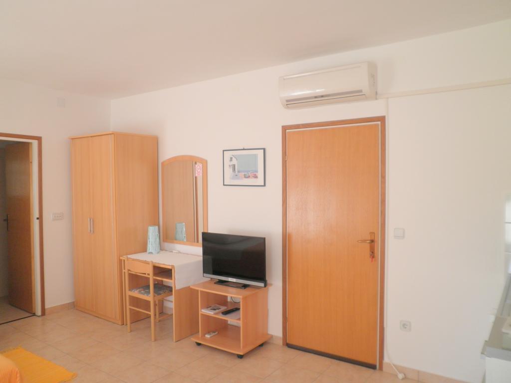 Apartment Zlata Rab Town Kültér fotó